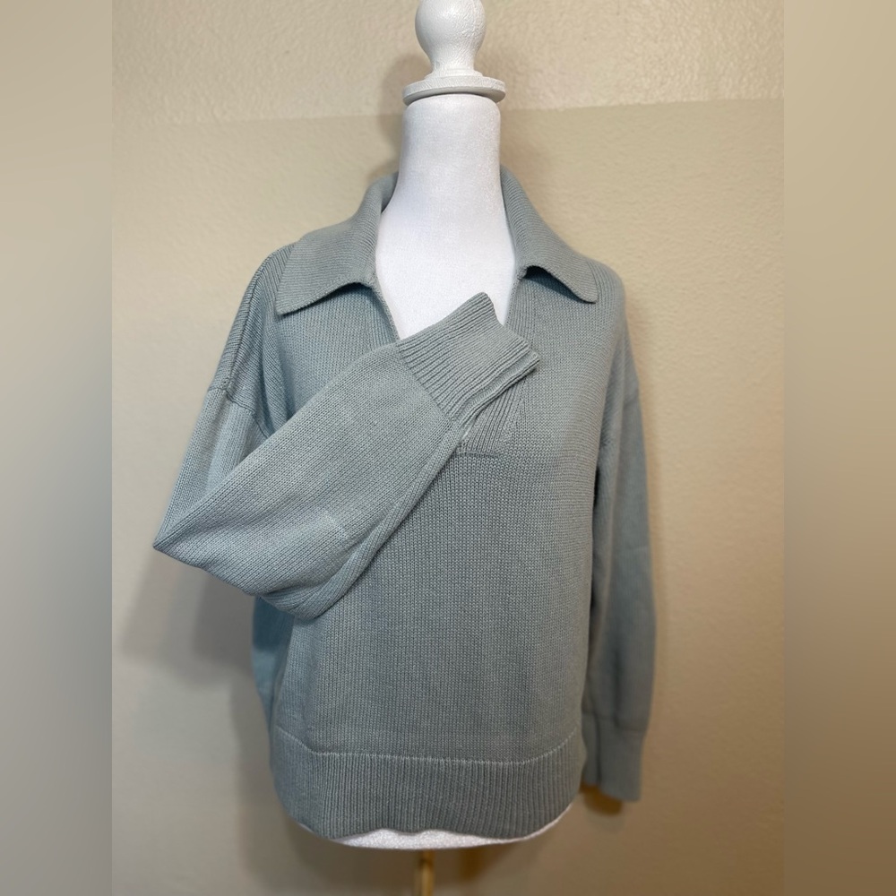Old Navy Silver Sage Cozy Knit Pullover Sweater